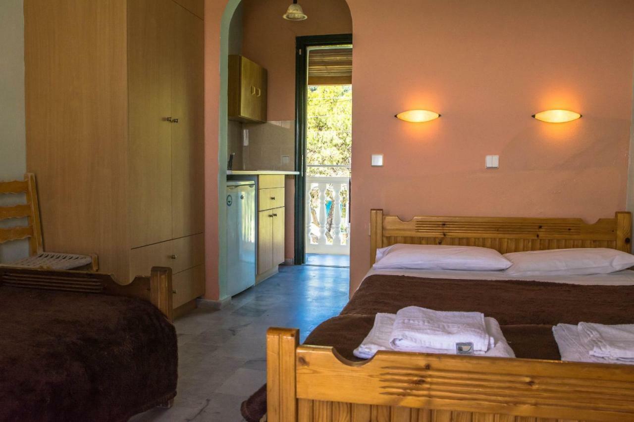 Nikos Studios Alykes Zakynthos Island Екстер'єр фото